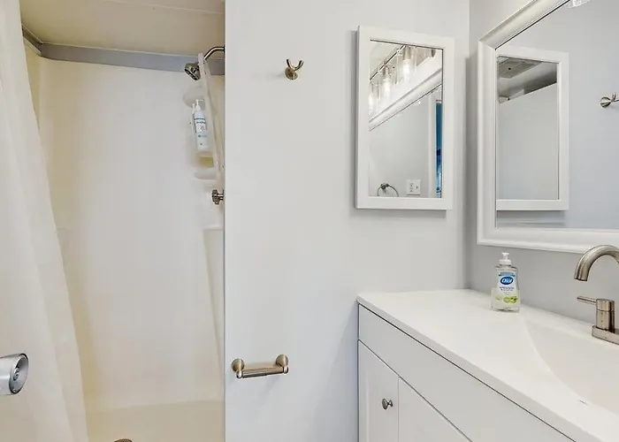 Oceanfront Escape With Pools Arcade & Access * Ocean City