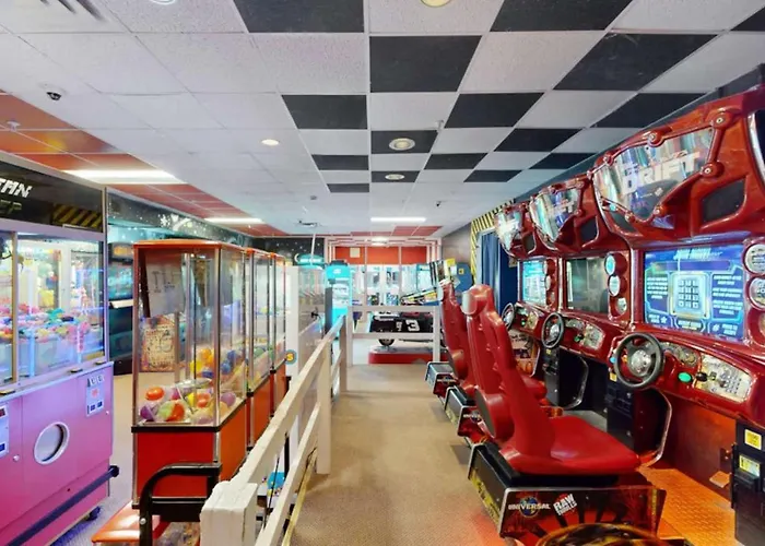 Oceanfront Escape With Pools Arcade & Access Holiday home Ocean City